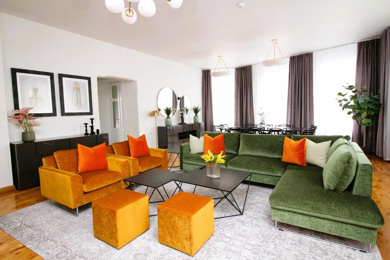 - Old Town Townhouse Appartement